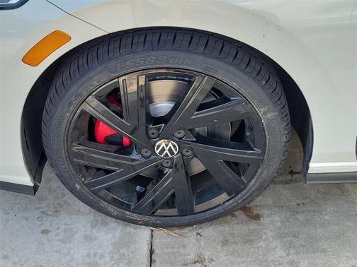 2022 Volkswagen Golf GTI 2.0T SE