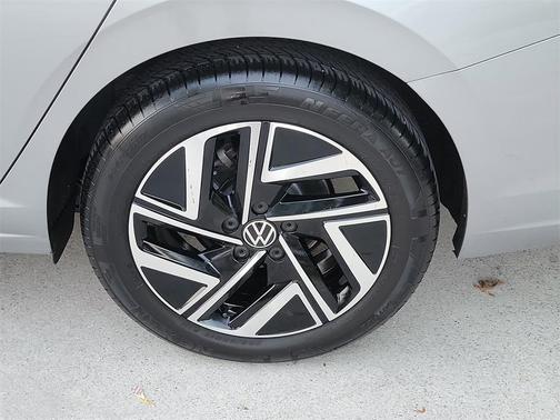 2024 Volkswagen Jetta 1.5T SEL