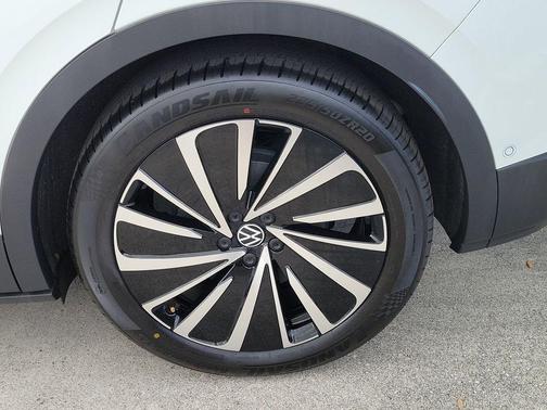 2024 Volkswagen ID.4 S