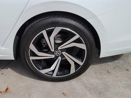 2025 Volkswagen Jetta 1.5T SEL