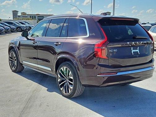 2025 Volvo XC90 Plug-In Hybrid T8 Ultra 6-Seater