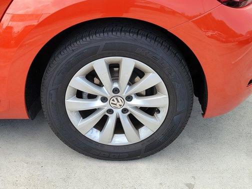 2019 Volkswagen Beetle 2.0T S