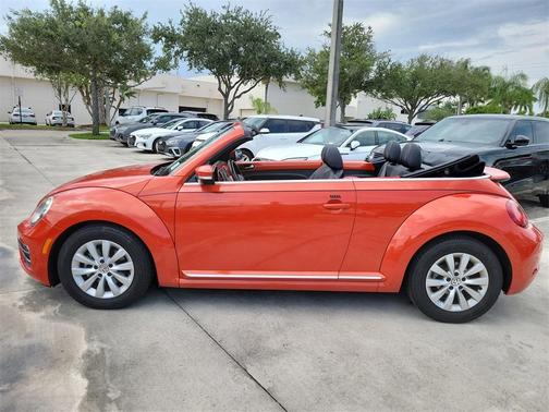 2019 Volkswagen Beetle 2.0T S