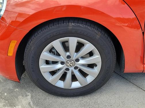 2019 Volkswagen Beetle 2.0T S