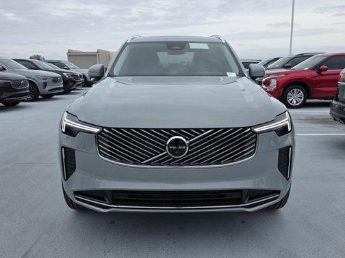 2026 Volvo XC90 B5 Plus 7-Seater