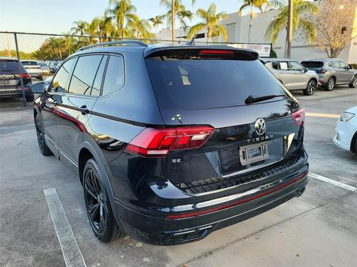 2023 Volkswagen Tiguan 2.0T SE R-Line Black