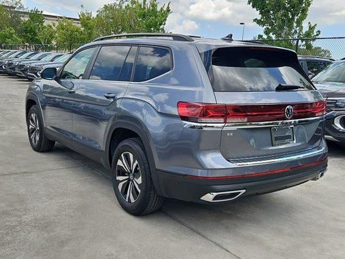 2025 Volkswagen Atlas 2.0T SE
