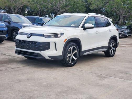 2025 Volkswagen Tiguan 2.0T SE