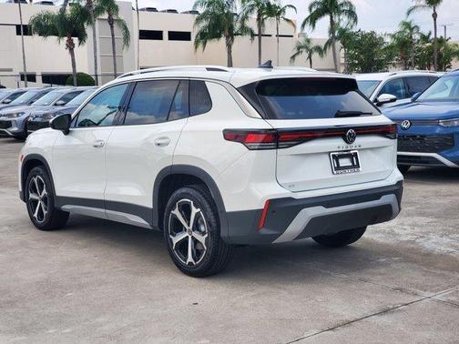 2025 Volkswagen Tiguan 2.0T SE