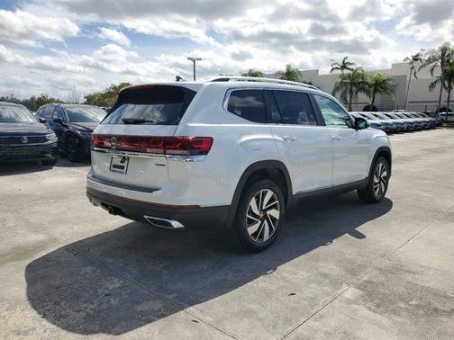2025 Volkswagen Atlas 2.0T SEL
