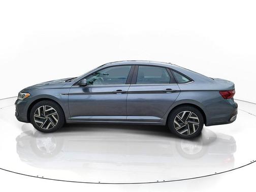 Platinum Gray Metallic 2022 Volkswagen Jetta 1.5T SEL