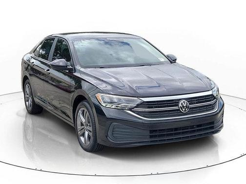 Deep Black Pearl Effect 2023 Volkswagen Jetta 1.5T SE