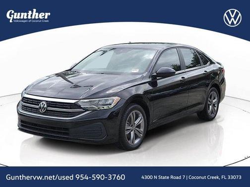 Deep Black Pearl Effect 2023 Volkswagen Jetta 1.5T SE