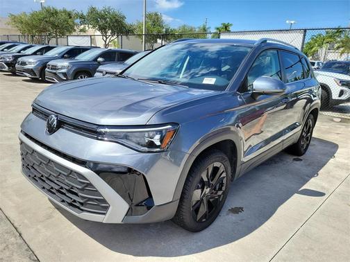 2025 Volkswagen Taos 1.5T SE