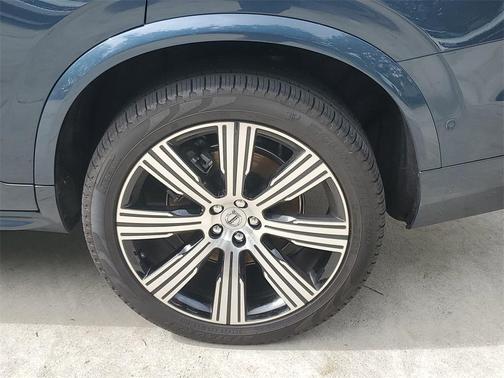 2025 Volvo XC90 Plug-In Hybrid T8 Ultra 7-Seater