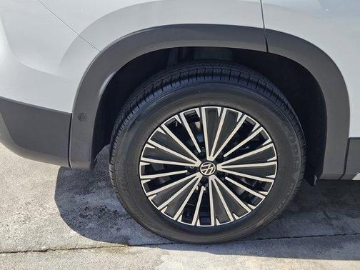 2025 Volkswagen Tiguan 2.0T S