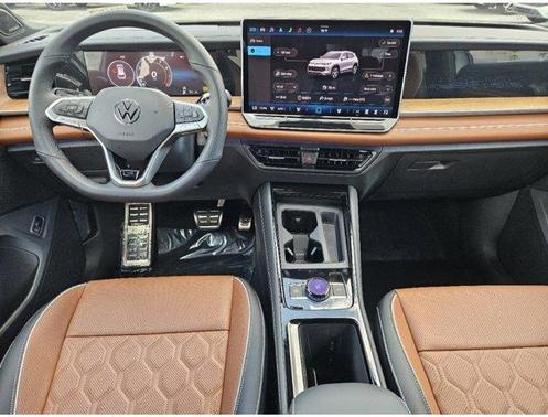 2025 Volkswagen Tiguan 2.0T SEL R-Line