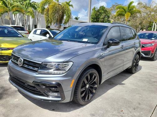2020 Volkswagen Tiguan 2.0T SE R-Line Black