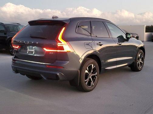 2026 Volvo XC60 B5 Core