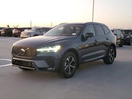 2026 Volvo XC60 B5 Core