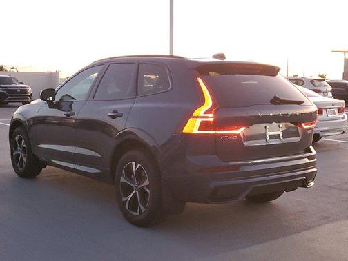 2026 Volvo XC60 B5 Core