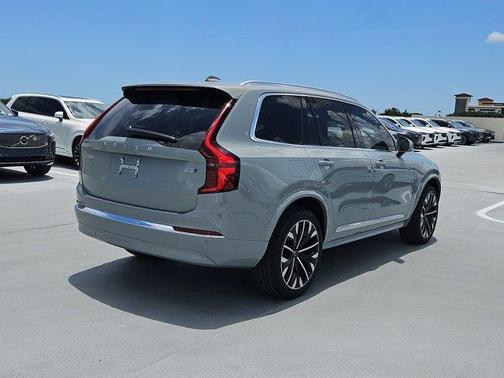 2026 Volvo XC90 B5 Plus 7-Seater