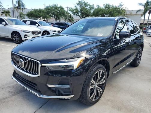 2022 Volvo XC60 B5 Inscription