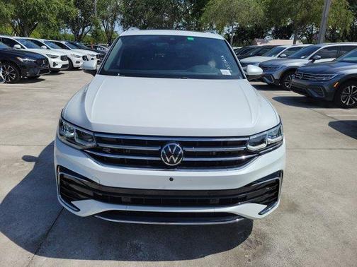 2022 Volkswagen Tiguan 2.0T SEL R-Line