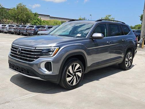 2025 Volkswagen Atlas 2.0T SE w/Technology