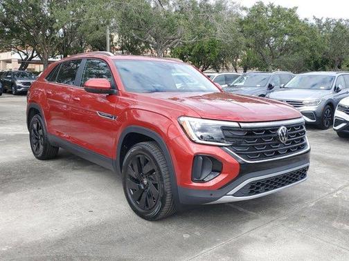2025 Volkswagen Atlas Cross Sport 2.0T SE w/Technology