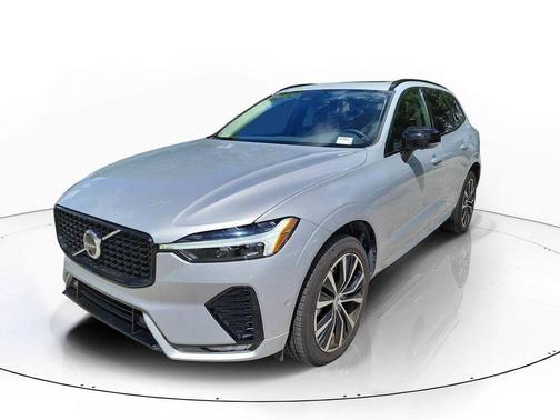 Silver 2023 Volvo XC60 B5 Plus Dark Theme