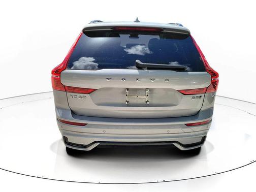 Silver 2023 Volvo XC60 B5 Plus Dark Theme