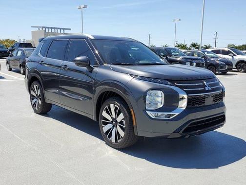 2025 Mitsubishi Outlander SEL