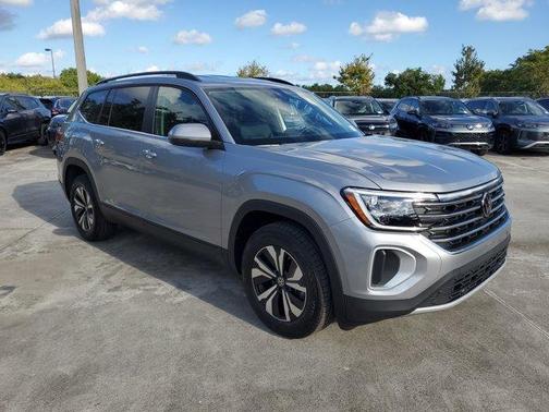 2026 Volkswagen Atlas 2.0T SE