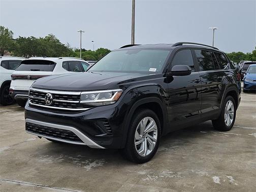 2023 Volkswagen Atlas 2.0T SE w/Technology