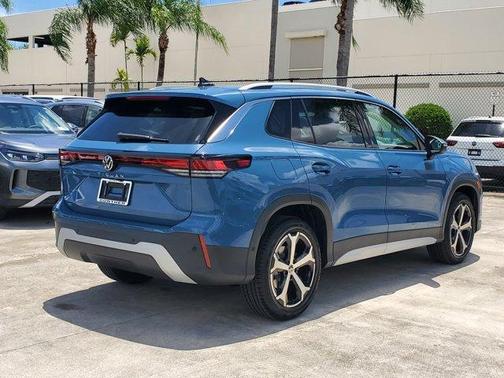 2025 Volkswagen Tiguan 2.0T SE