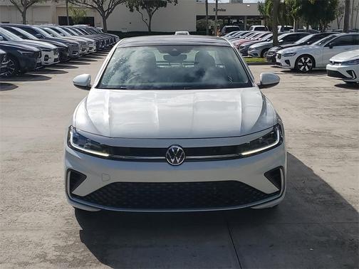 2025 Volkswagen Jetta 1.5T SE