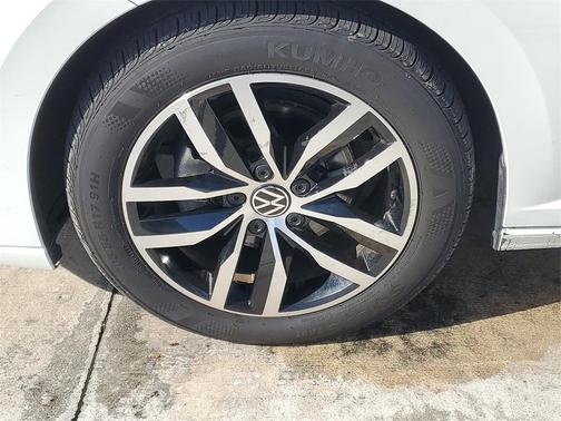 2025 Volkswagen Jetta 1.5T SE