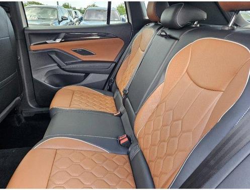 2025 Volkswagen Tiguan 2.0T SEL R-Line