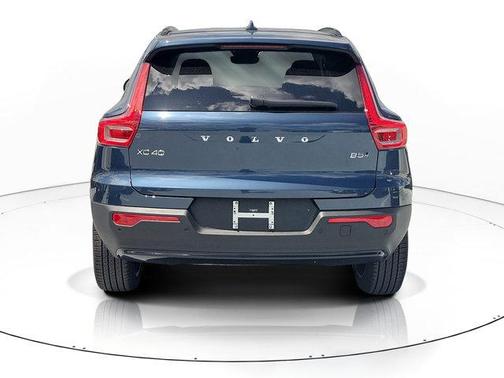 Denim Blue 2026 Volvo XC40 B5 Ultra