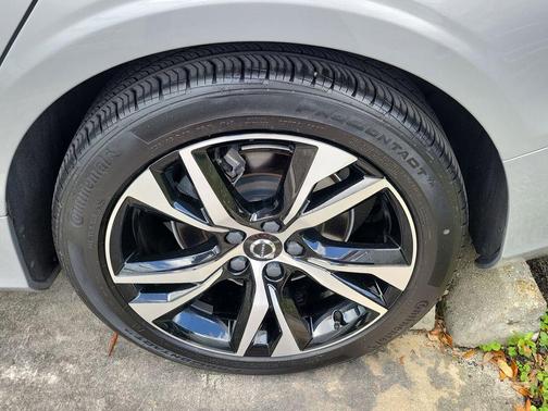 2023 Volvo S60 B5 Core Dark Theme