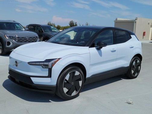 Cloud 9 White 2026 Volvo EX30 Twin Motor Plus