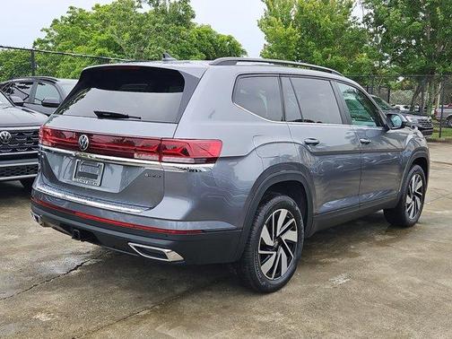 2025 Volkswagen Atlas 2.0T SE