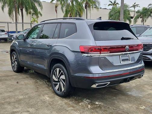 2025 Volkswagen Atlas 2.0T SE