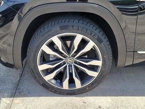 2022 Volkswagen Atlas 3.6L SEL Premium R-Line