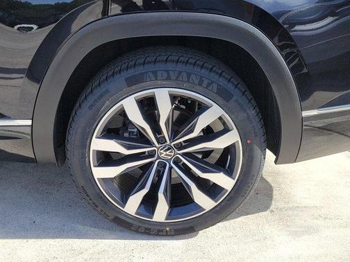 2022 Volkswagen Atlas 3.6L SEL Premium R-Line