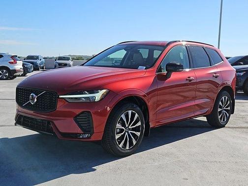 2025 Volvo XC60 B5 Core