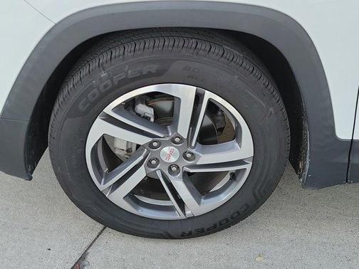 Summit White 2020 GMC Terrain SLT