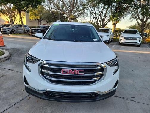2020 GMC Terrain SLT