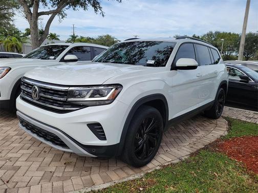 2022 Volkswagen Atlas 2.0T SE w/Technology